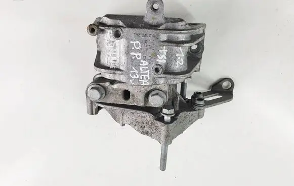 Seat Altea Engine mount bracket 1K0199262-sea 1k0199262