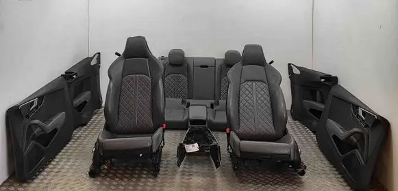 Audi A5 Interior set 8W6867377 8W6867388