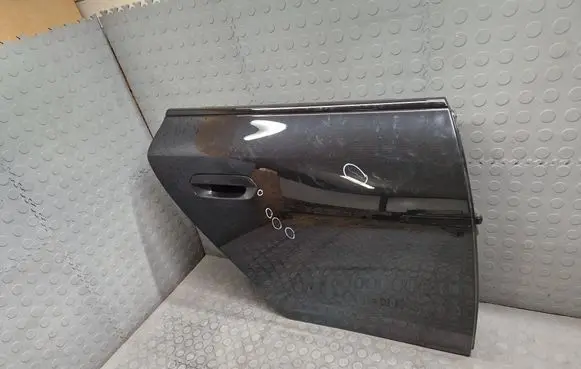 BMW i4 Rear door 9625100