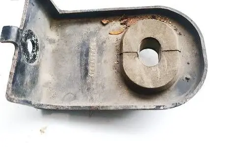 Dodge Caliber Radiator mount bracket A78AA074C6