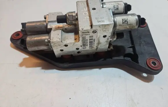 BMW X5 E70 Active stabilizer control unit 6772311 07075406H