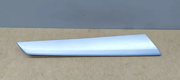 Mercedes-Benz C W204 Front door trim bar A2047200322