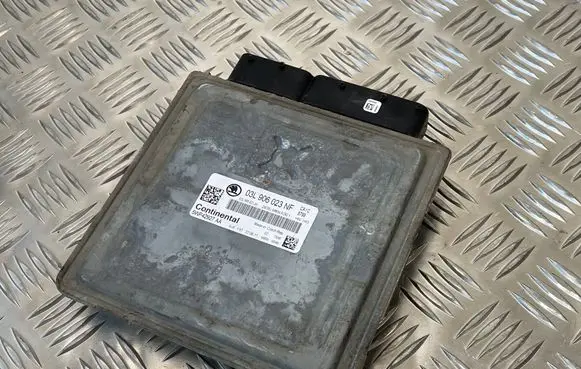Skoda Octavia Mk2 (1Z) Engine control unit/module 03L906023NF 03L906023JH 5WP42927AA