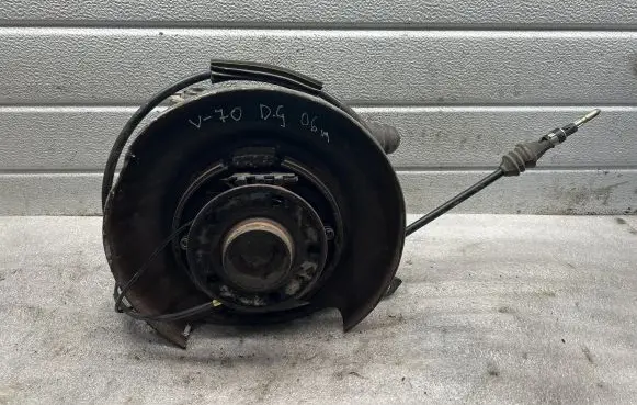 Volvo V70 Rear wheel hub 9300624