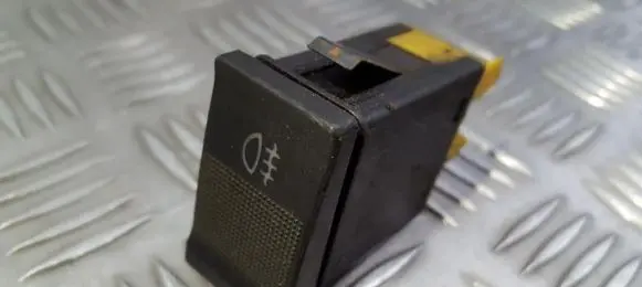 Fog light switch
