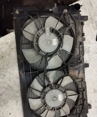 Toyota Corolla E120 E130 Coolant radiator 1227508403
