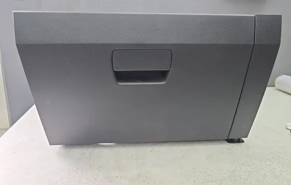 Dacia Sandero III Glove box 685009119R