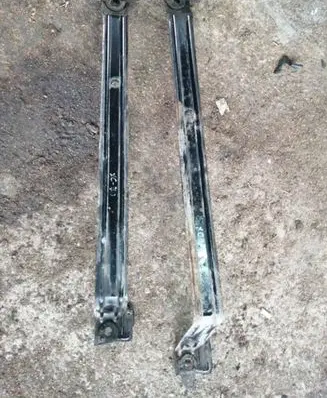 Volvo XC70 Fuel tank mounting bracket 