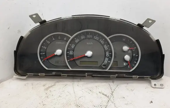 KIA Sorento Speedometer (instrument cluster) 941033E240 20060925