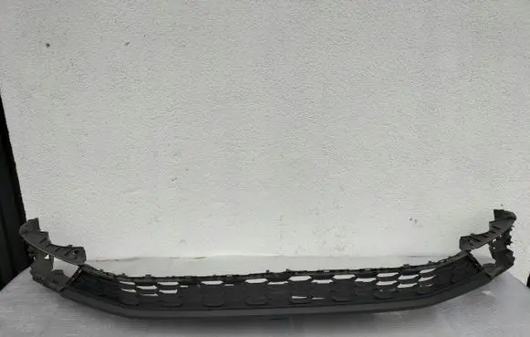 Volkswagen Tiguan Front bumper lip 5NA805903
