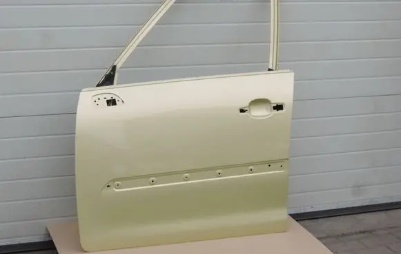 Citroen C4 I Picasso Front door 9002X7