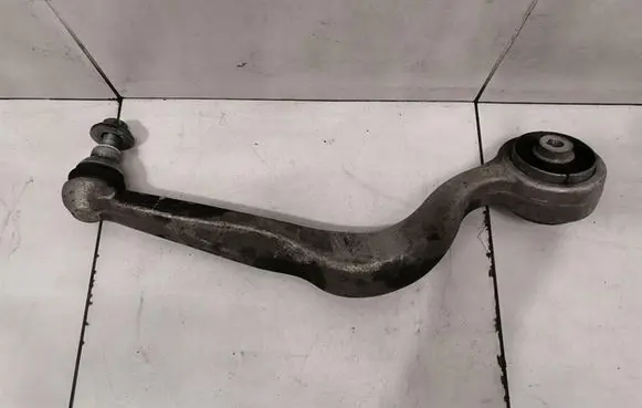 Mercedes-Benz C W205 Front control arm A2053306306