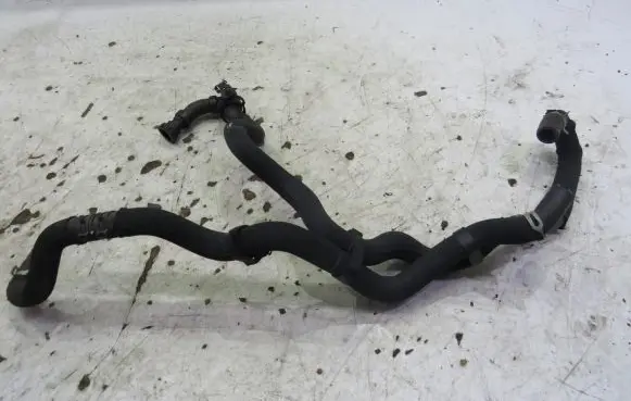 Nissan Note (E12) Engine coolant pipe/hose