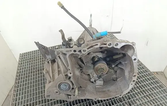 Renault Clio III Manual 5 speed gearbox JH3176