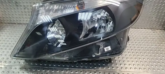 Mercedes-Benz Vito Viano W447 Headlight/headlamp S26372477 A4479067700