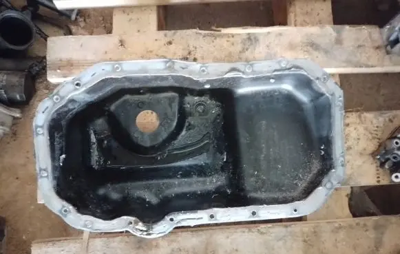 Skoda Yeti (5L) Oil sump