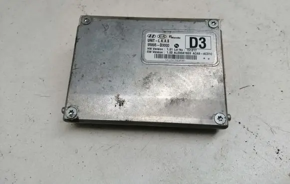 Hyundai Tucson TL Windshield/windscreen camera 95895D3000