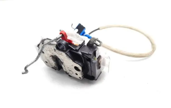 Peugeot Bipper Front door lock 1365227080 Y13G082ADLD