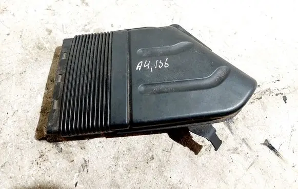 Audi A4 S4 B6 8E 8H Air intake duct part 8E0129617
