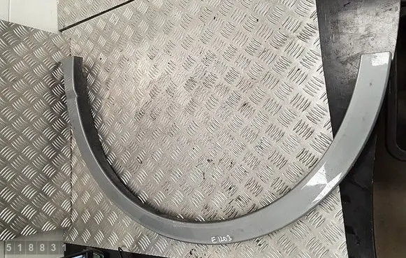 Ford Kuga III Rear arch trim nv4bs286d02