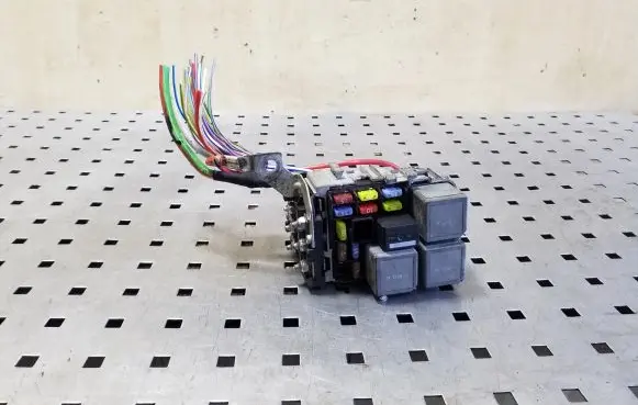 Volvo XC70 Fuse module 6G9T14A481CA
