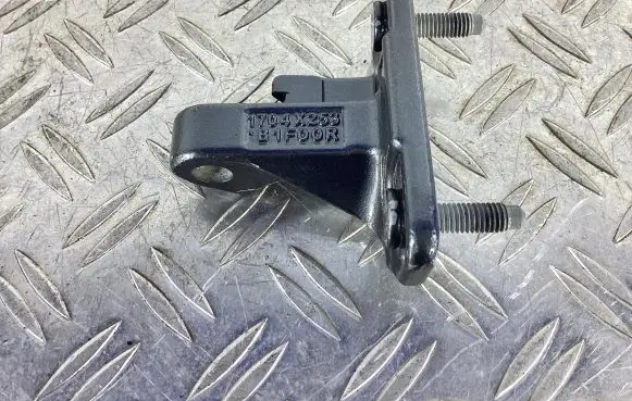 Mercedes-Benz GLC X253 C253 Front door upper hinge 1704X253
