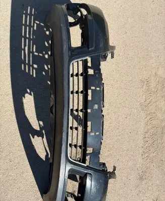 Volkswagen PASSAT B6 Front bumper 3C0807221C