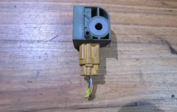 Chevrolet Lacetti Airbag deployment crash/impact sensor 96464999 5wk43588