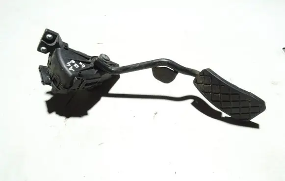 Audi A4 S4 B6 8E 8H Accelerator throttle pedal 8E2721523C