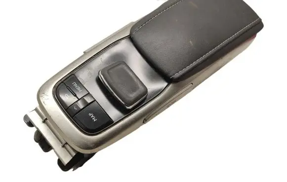 Lexus RX 450H Armrest 2372400810 5882248100 5884448060