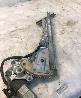 Infiniti FX Rear door window regulator with motor 82730