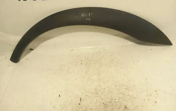 Volvo XC70 Rear arch trim 8620132