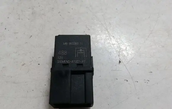Volvo S40, V40 Other relay 95338211