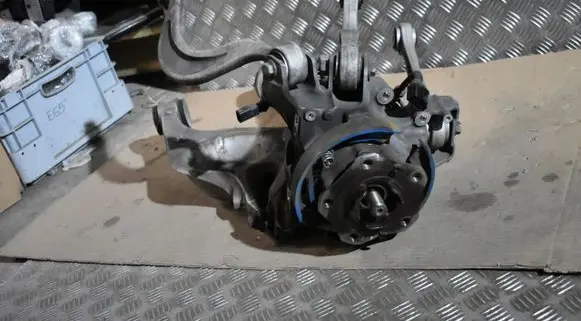Bentley Continental Front wheel hub spindle knuckle 971505376D 971501529B 971505323A