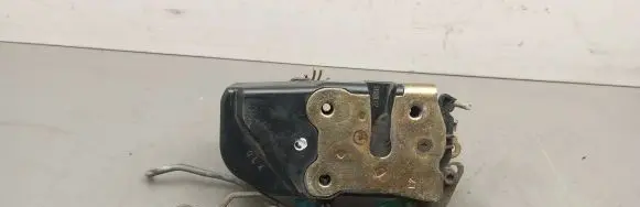 Chrysler Voyager Front door lock 2814B