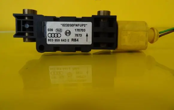 Audi A4 S4 B6 8E 8H Airbag deployment crash/impact sensor 8E0959643E