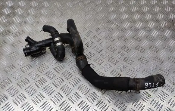 Volkswagen Transporter - Caravelle T5 Engine coolant pipe/hose 03L121131K