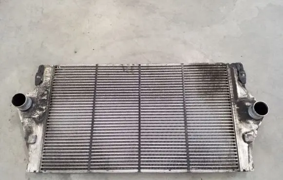 Renault Laguna II Intercooler radiator 8200075810