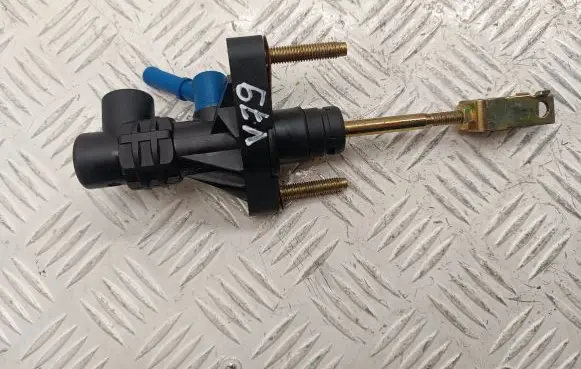 Toyota Corolla Verso AR10 Clutch master cylinder 3142005040 3142005041
