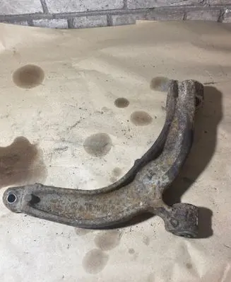 Volkswagen Transporter - Caravelle T5 Front lower control arm/wishbone 7H0407165D