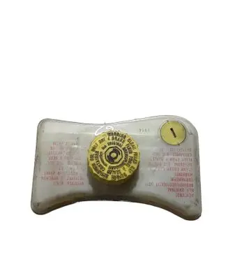 Audi A6 S6 C6 4F Brake fluid reservoir 8e0611301