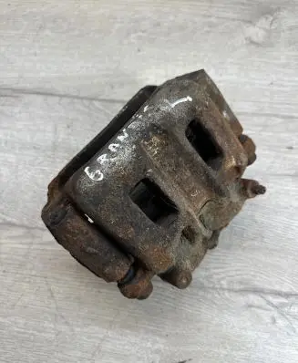 Mitsubishi Grandis Front brake caliper