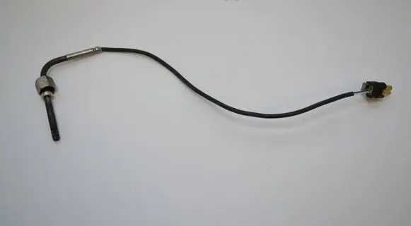 Mercedes-Benz Sprinter W906 Oil temperature sensor A0071537528
