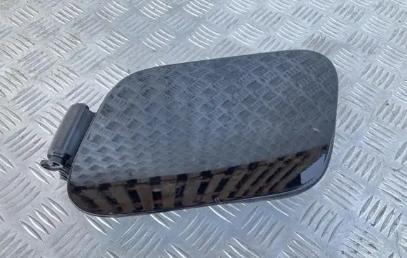Volvo C40 Electric car charge socket cover 32357683