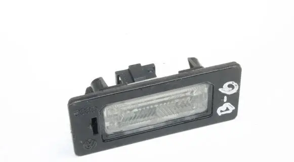 Volkswagen PASSAT B6 Number plate light