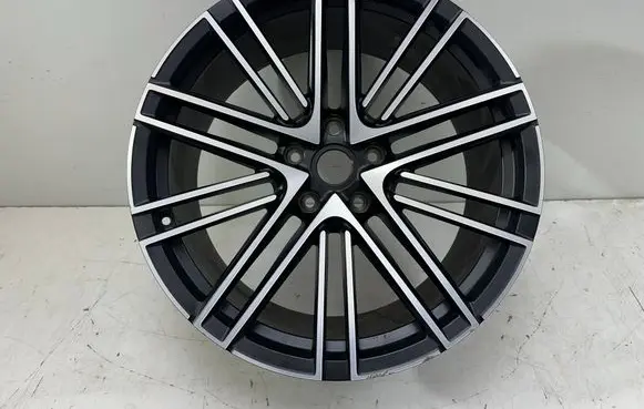 Aston Martin DBS Superleggera R21 alloy rim RY531007JA