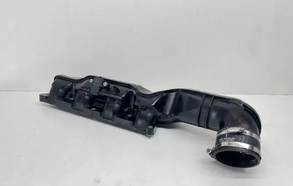 BMW M6 Intake manifold 13717843275 7843275
