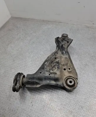 Mercedes-Benz V Class W447 Front lower control arm/wishbone A4473301407