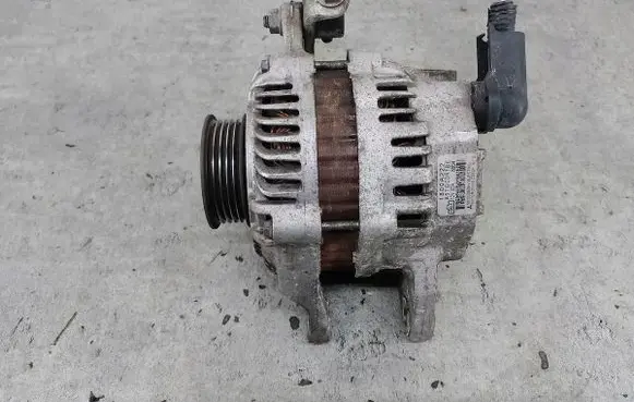 Mitsubishi Colt Generator/alternator 1800A222
