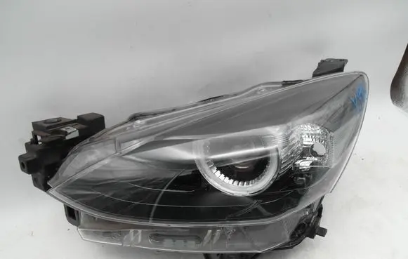 Mazda 2 Headlight/headlamp D43N51040